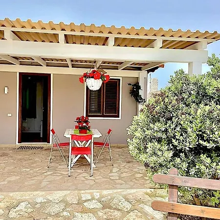 Lorelai Villa *
